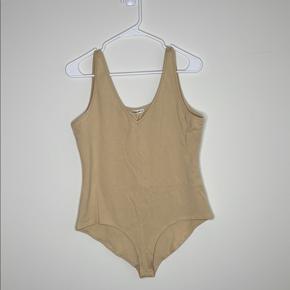 Tops - Tan Sleeveless Bodysuit with Scoop Neckline